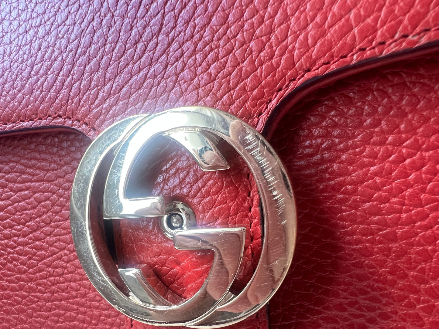 Luxury Gucci Interlocking GG Red Small Shoulder Bag