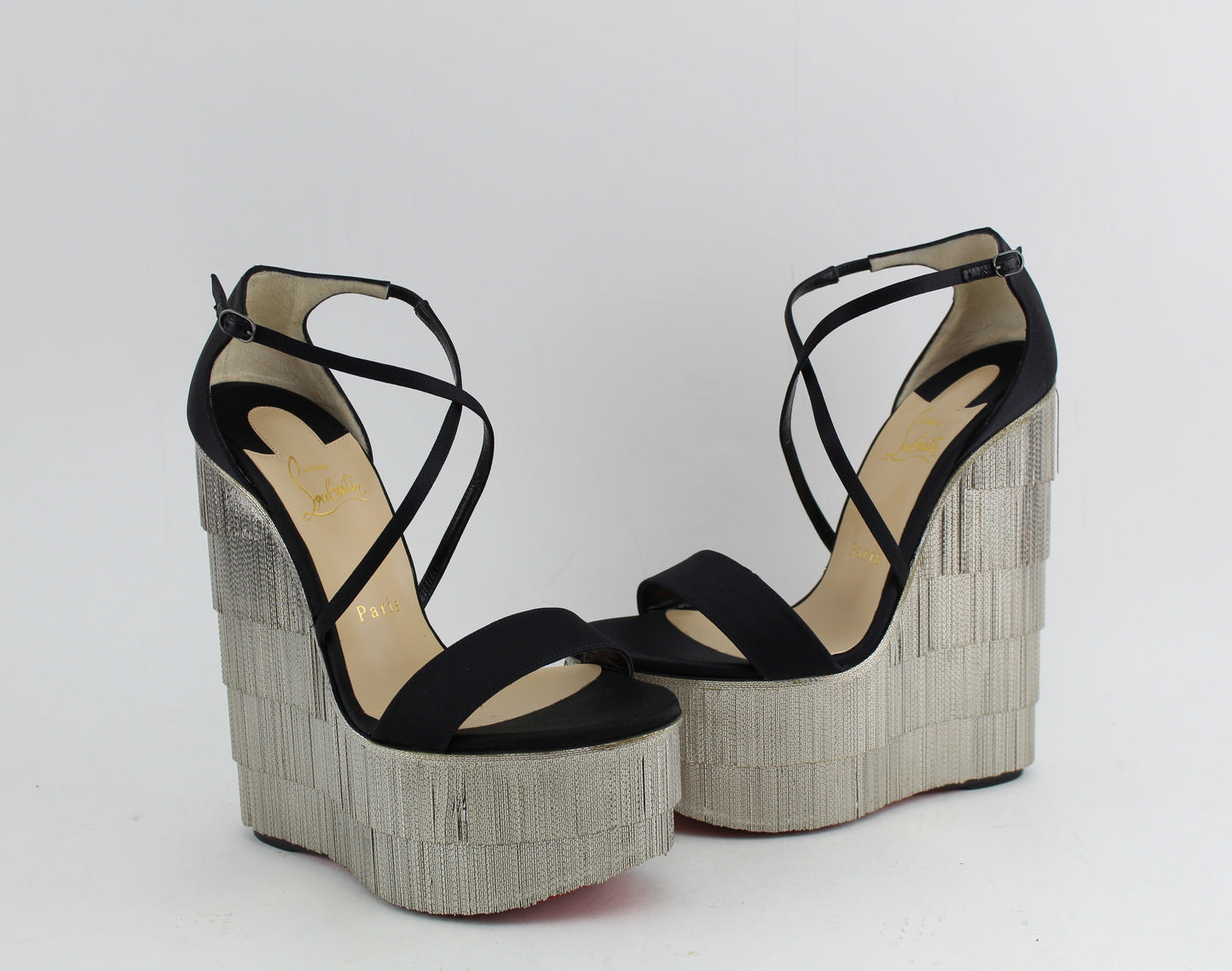 CHRISTIAN LOUBOUTIN FOXTROTTISSIMA CREPE SATIN size 37