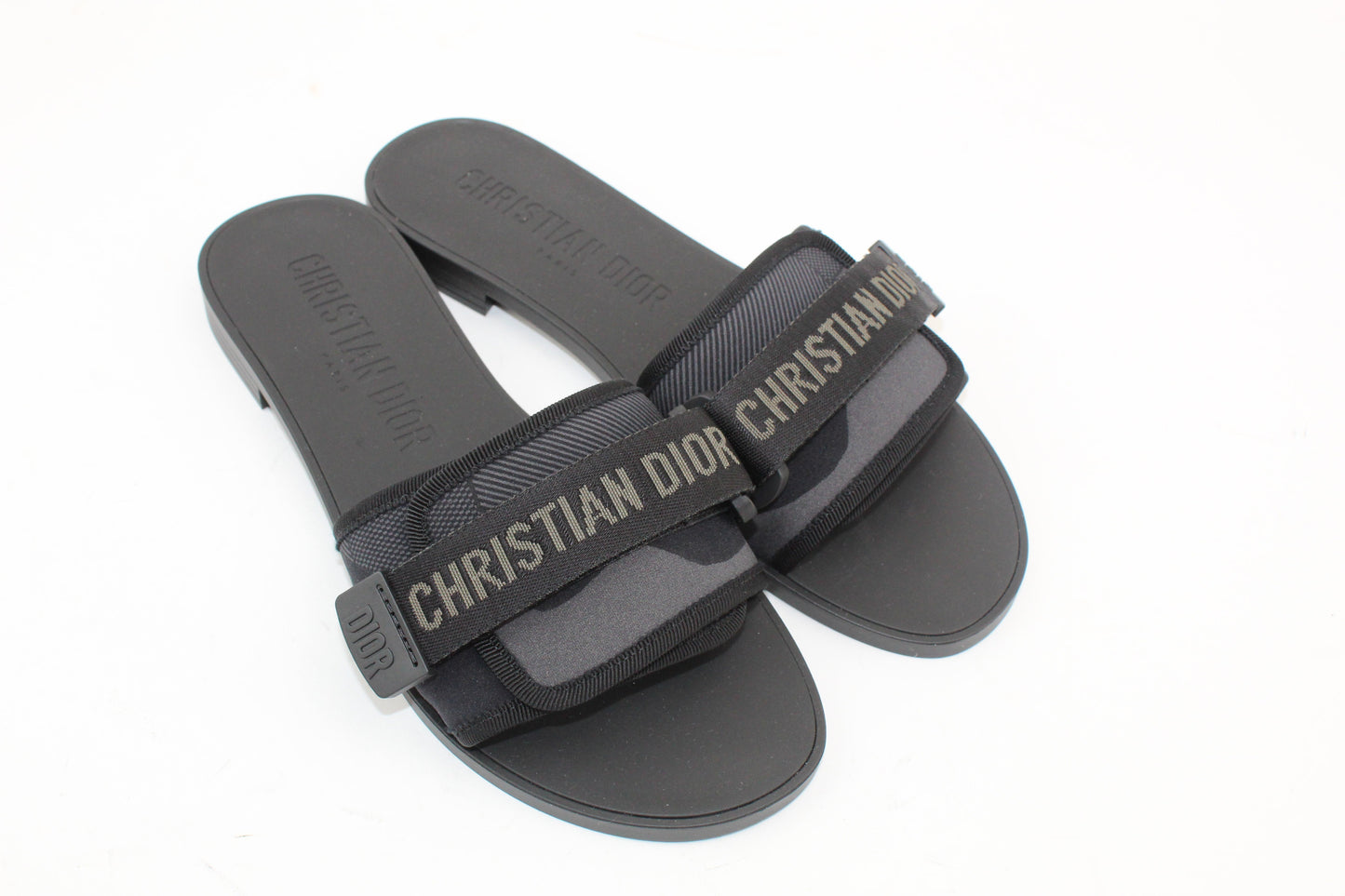 Dior (R)evolution Slides