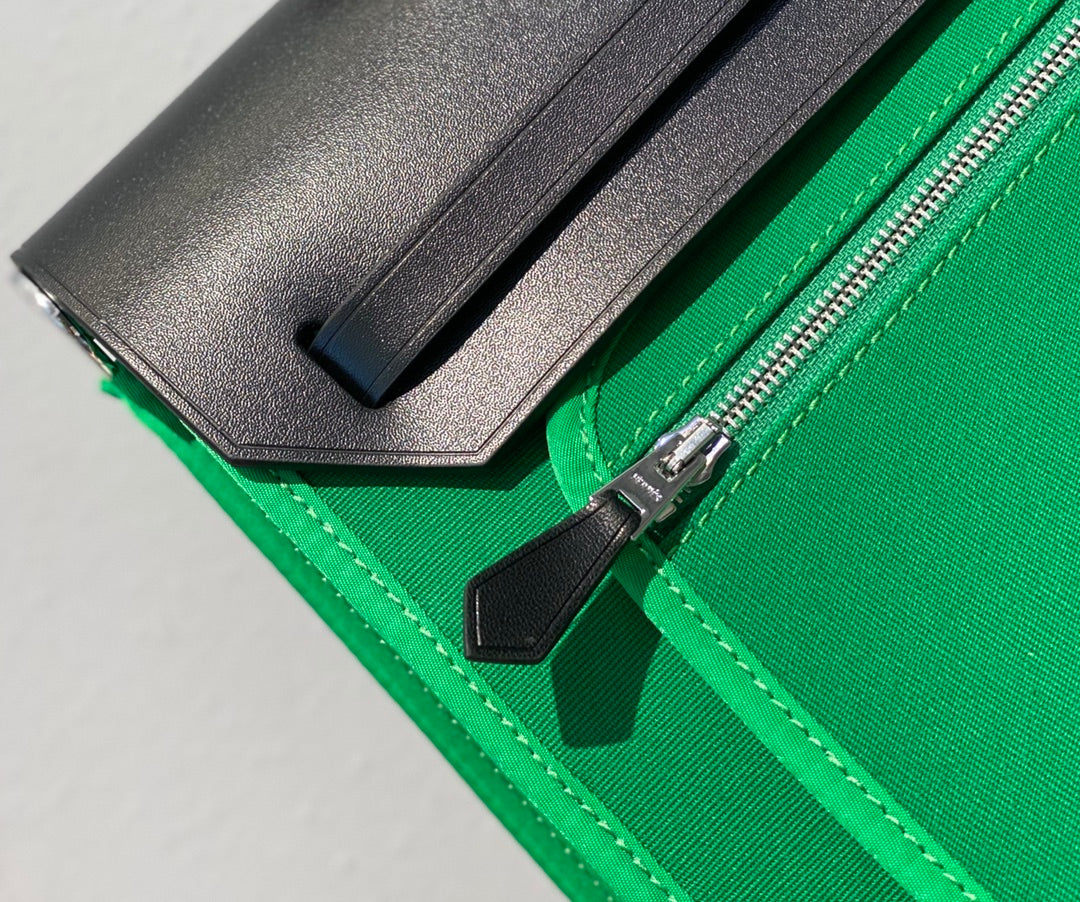 Luxury Hermes Herbag 31