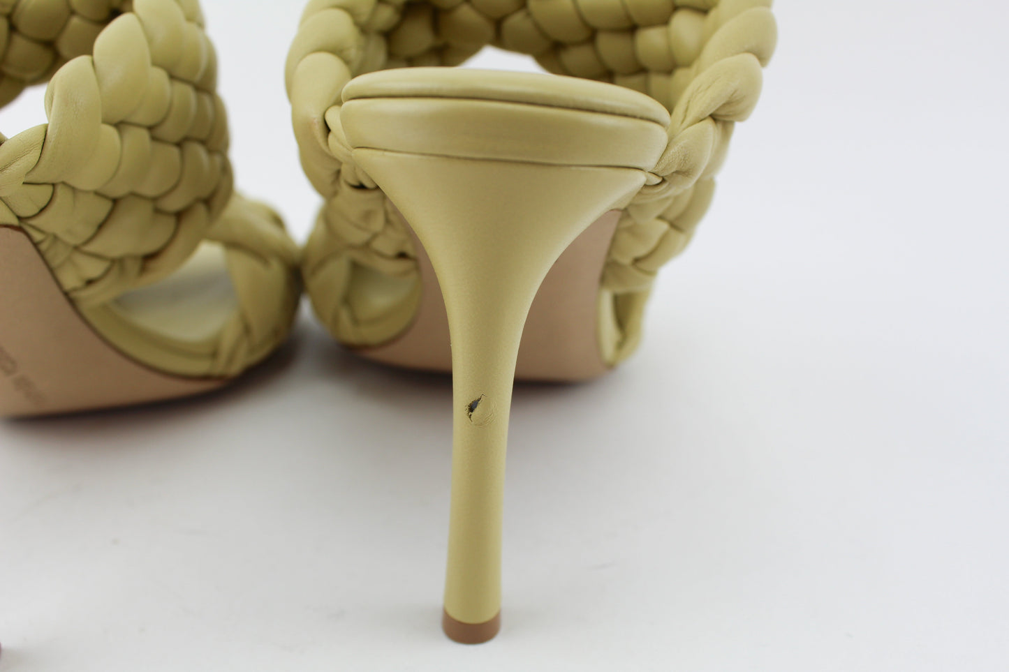 Bottega Veneta Bv Curve Sandals Tapioca