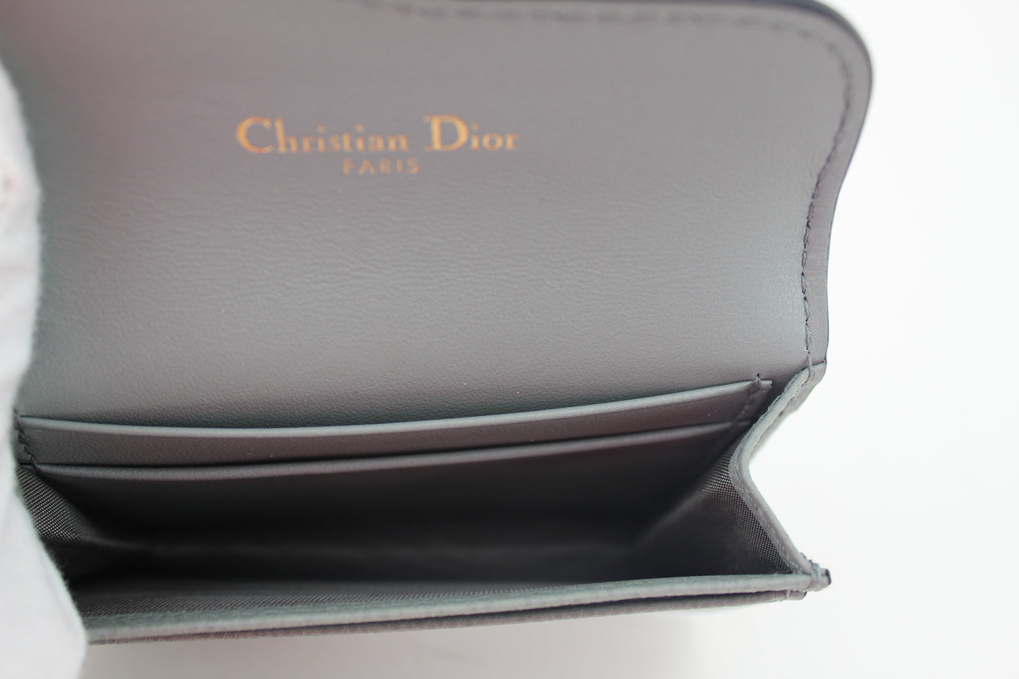 DIOR SADDLE FLAP CARD HOLDER GRAY