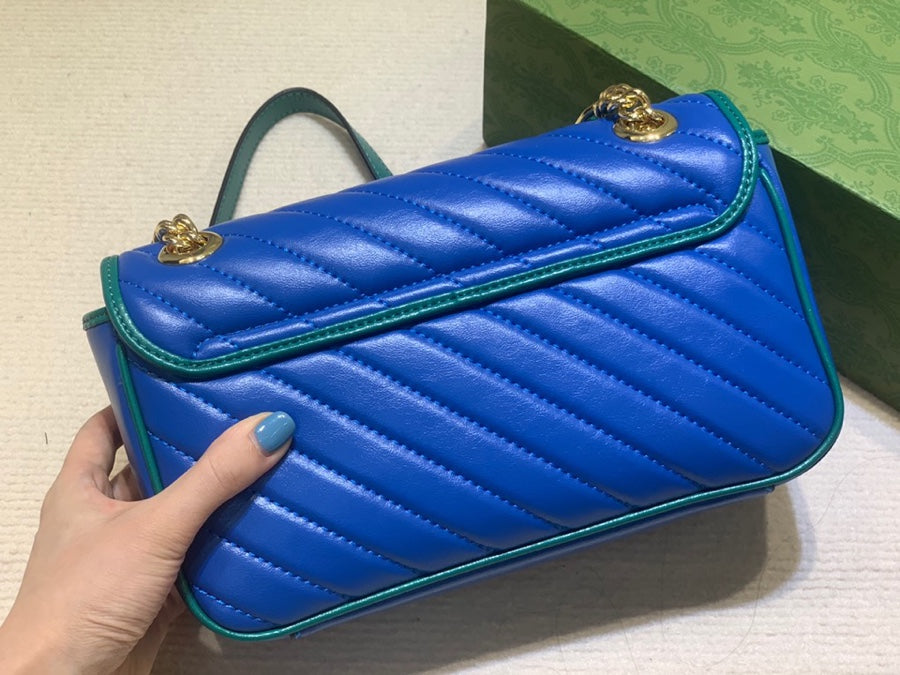 Luxury Gucci GG Marmont Small Shoulder Bag