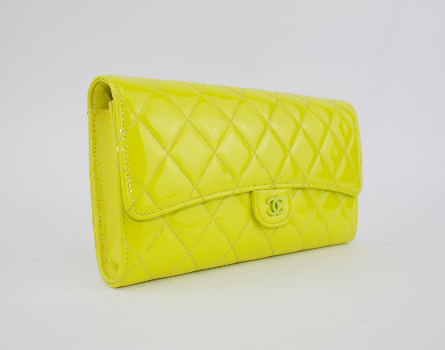 CHANEL PATENT QUILTED TRAVEL WALLET