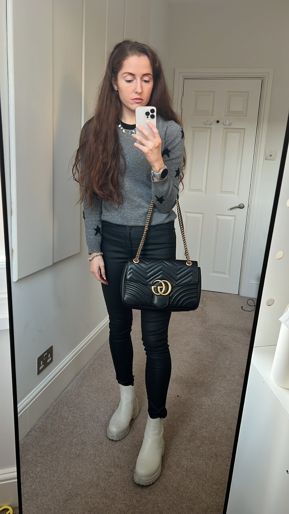 Luxury Gucci GG Black Marmont Medium Shoulder Bag ( 2,070)