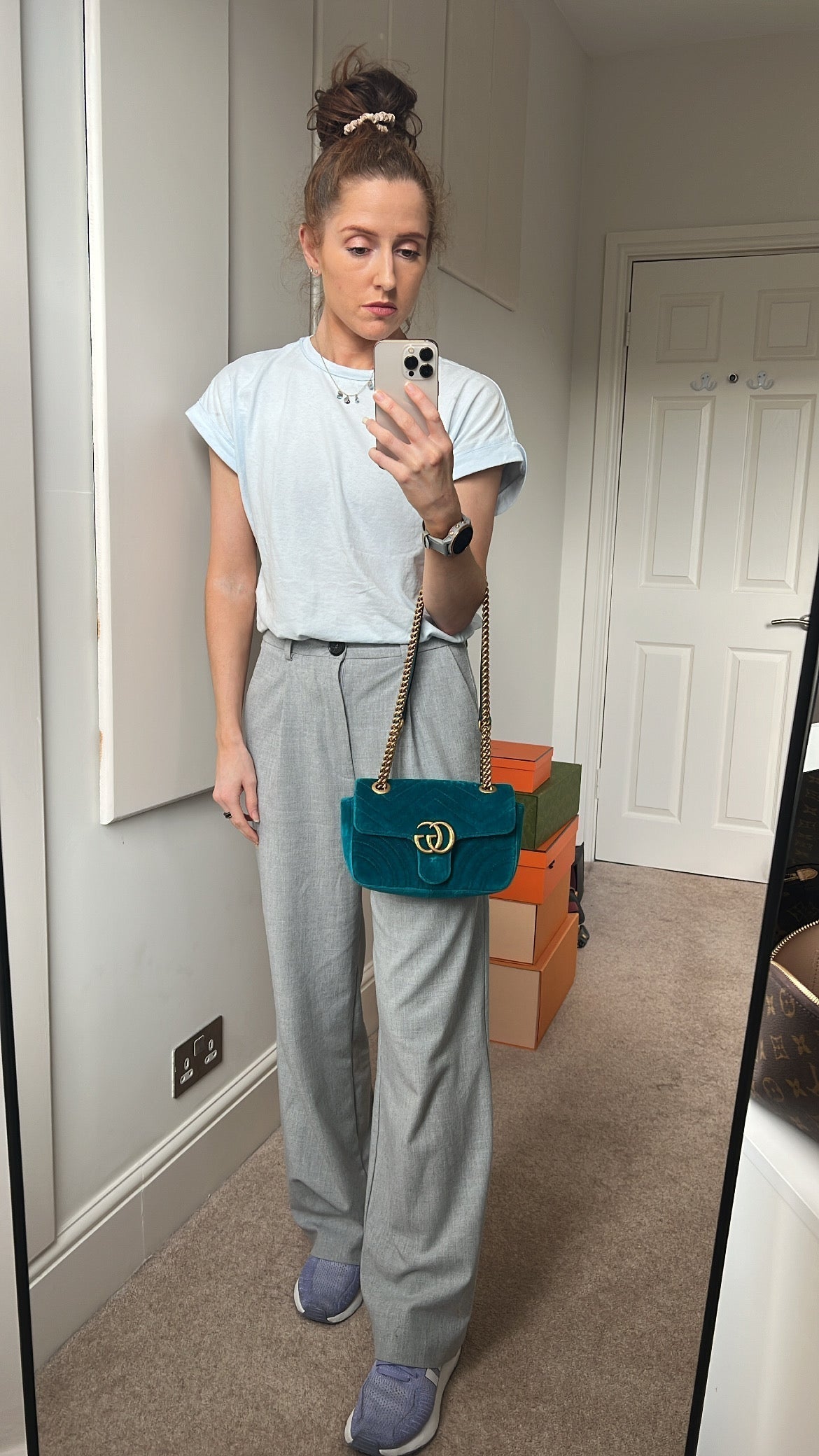 Luxury Gucci GG Mini Velvet Marmont Mini Shoulder Bag