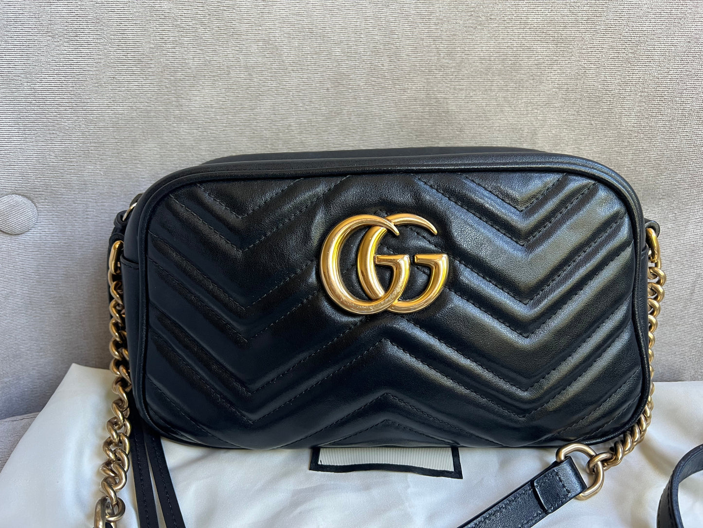 Luxury Gucci GG Black Marmont Small Shoulder Bag