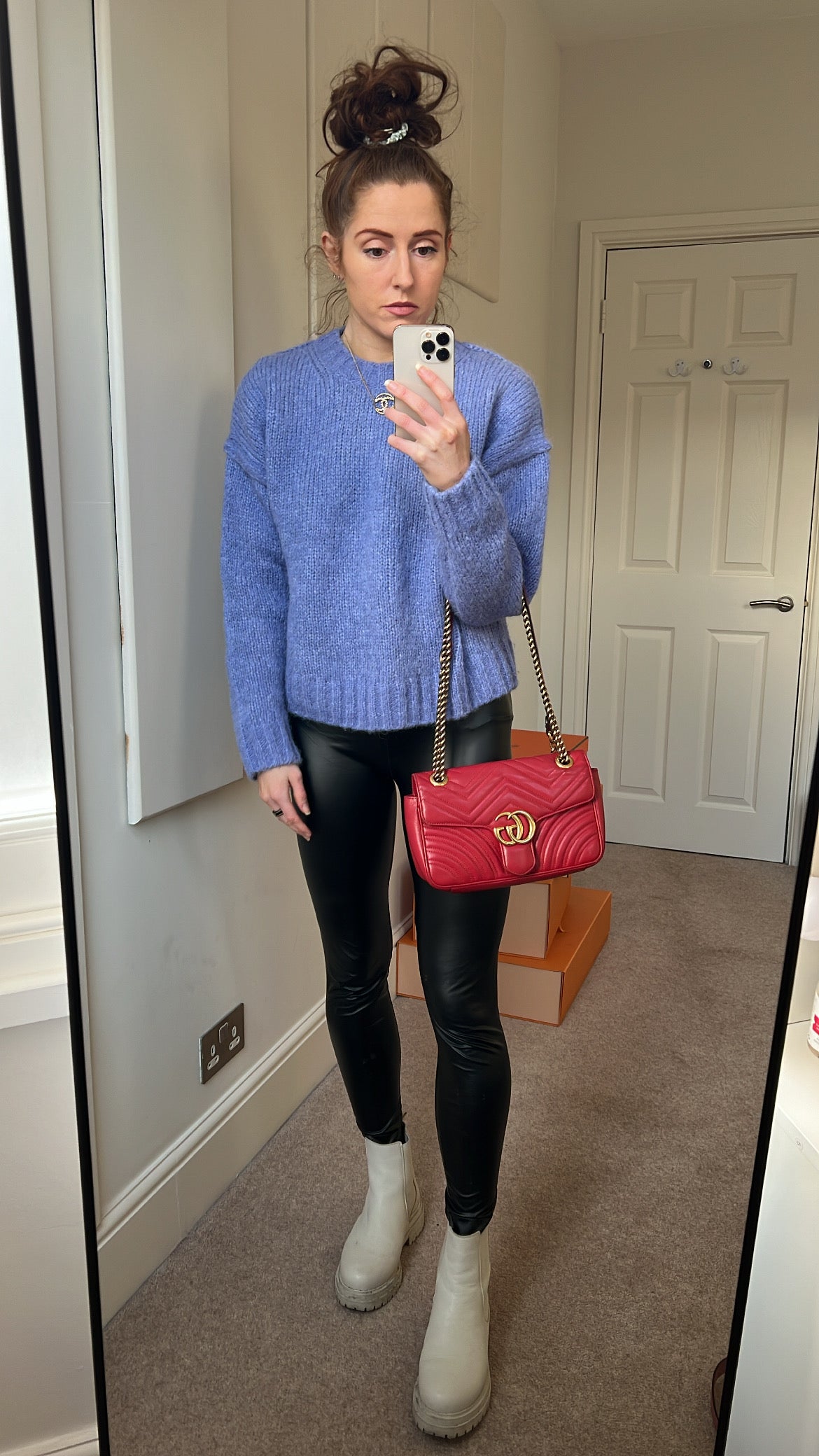 Luxury Gucci GG Hibiscus Red Marmont Small Shoulder Bag