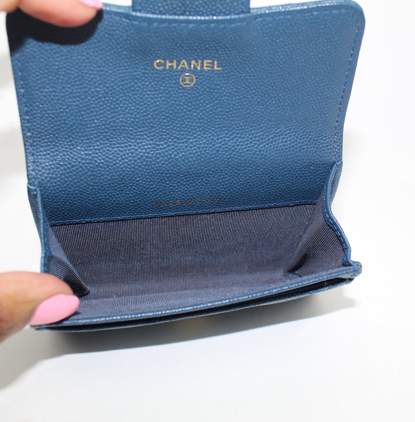 CHANEL CAVIAR CARD HOLDER
