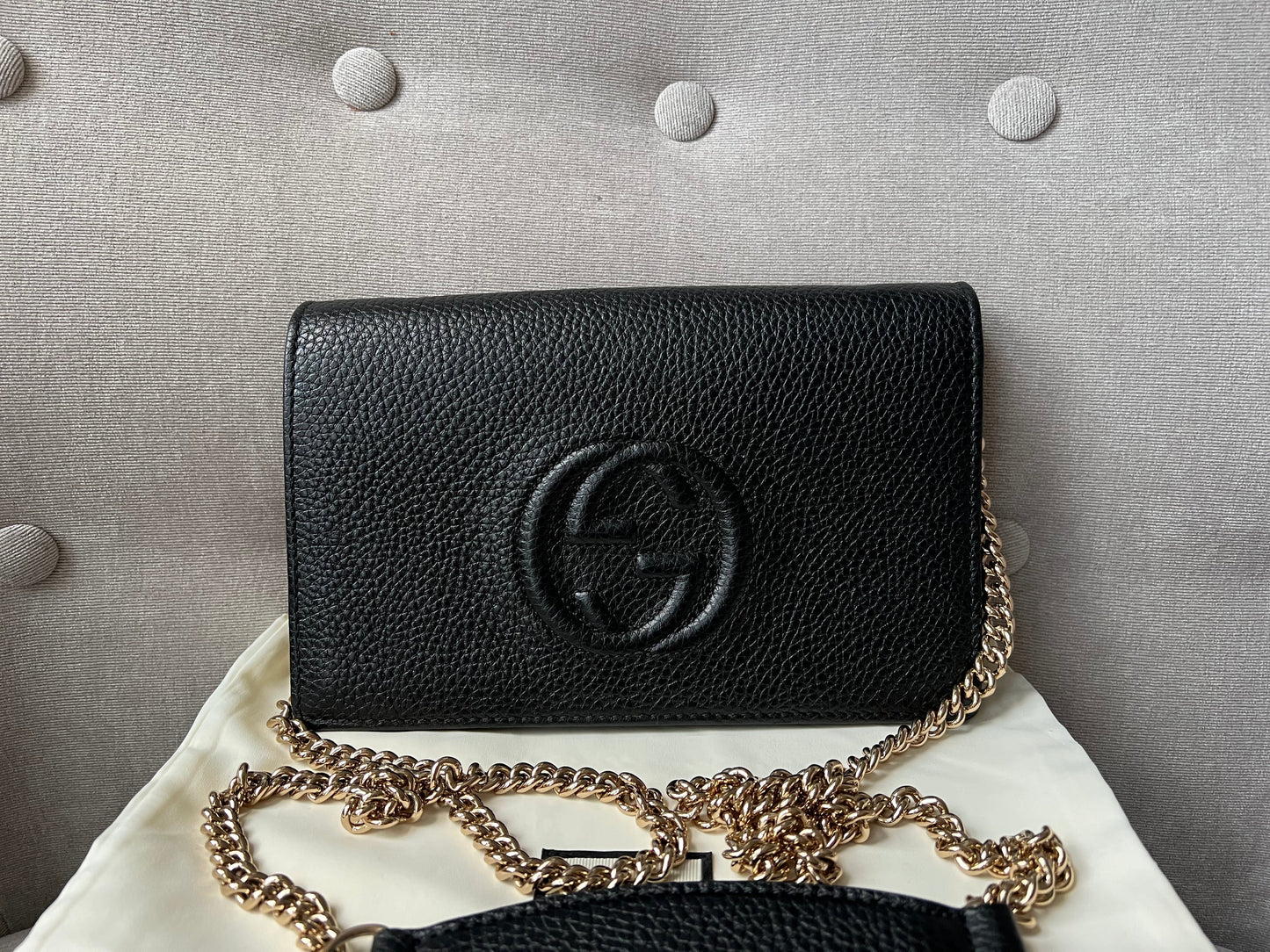 Luxury Gucci Trending 2025 Black Soho Chain Wallet
