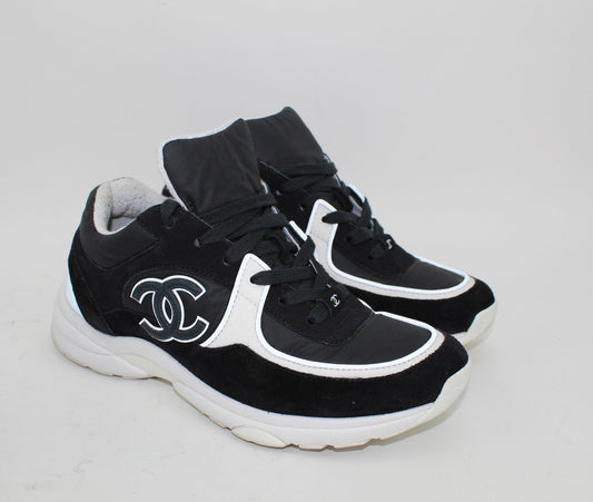 CHANEL CROSS TRAINER SNEAKERS size 40