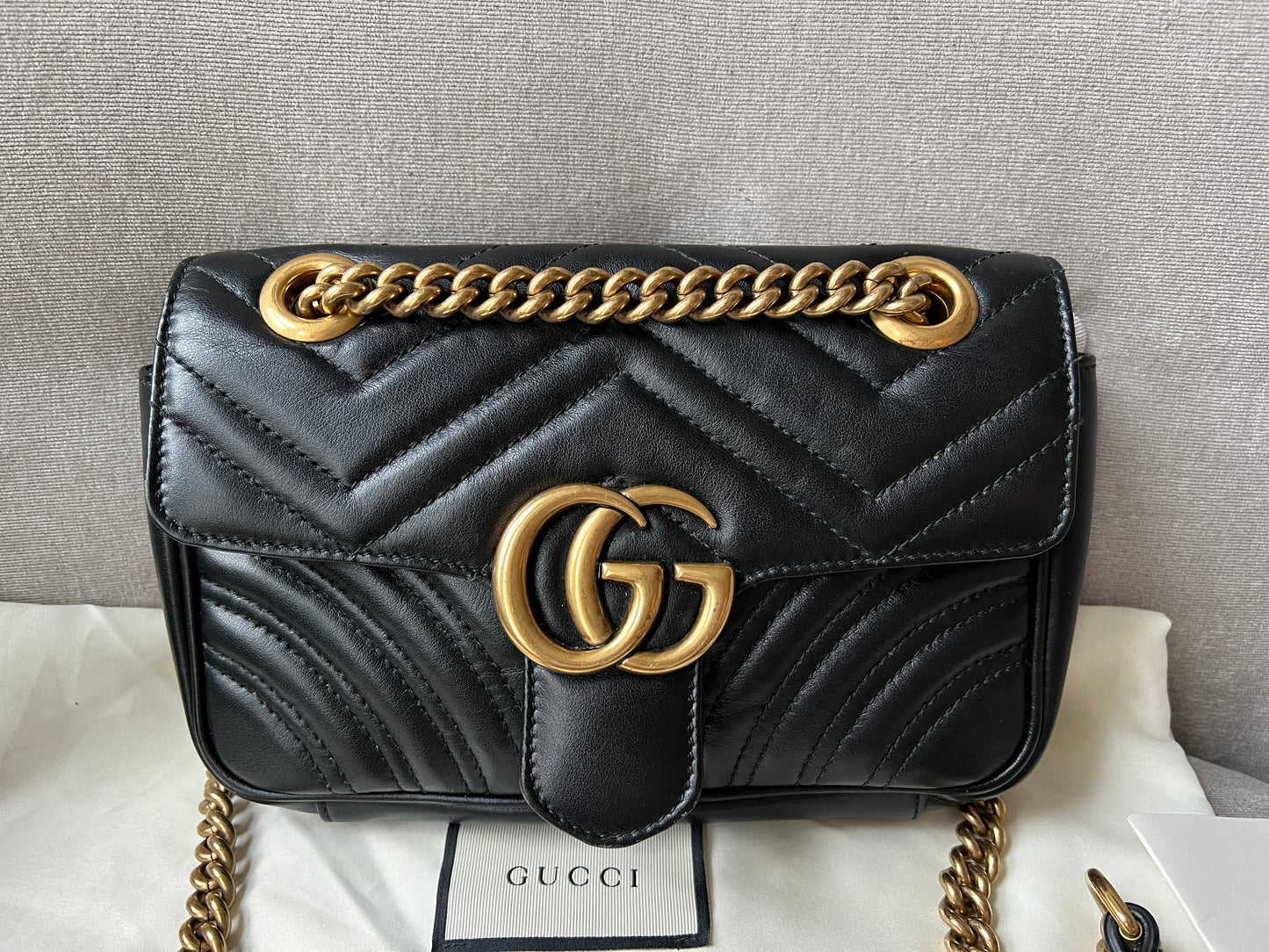 Luxury Gucci GG Black Marmont Mini Shoulder Bag ( 1,700)