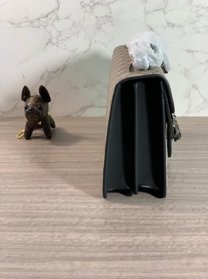 Luxury Gucci Small Dionysus Shoulder Bag