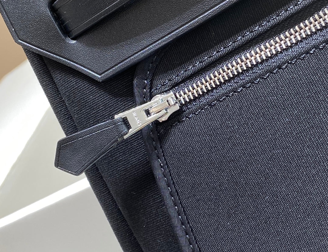 Luxury Hermes Herbag 31