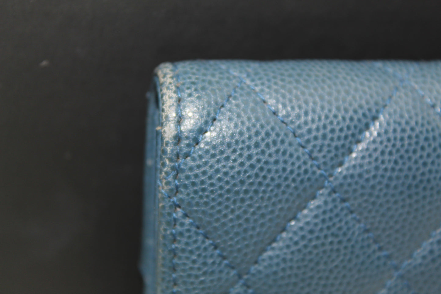 CHANEL CAVIAR CARD HOLDER