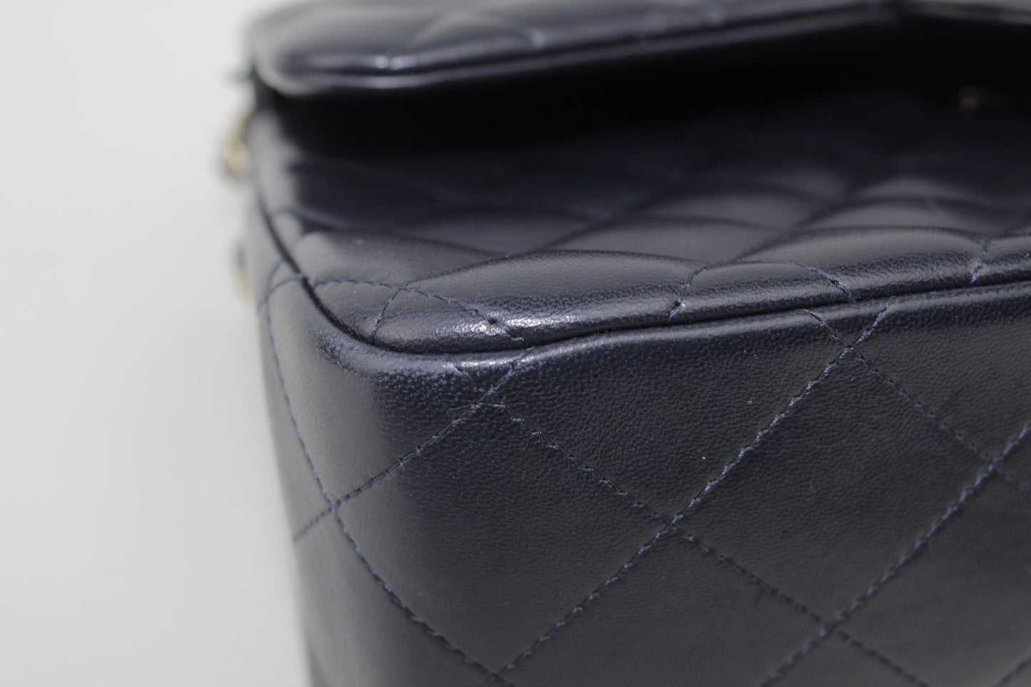 CHANEL LAMBSKIN QUILTED JUMBO DOUBLE FLAP BAG