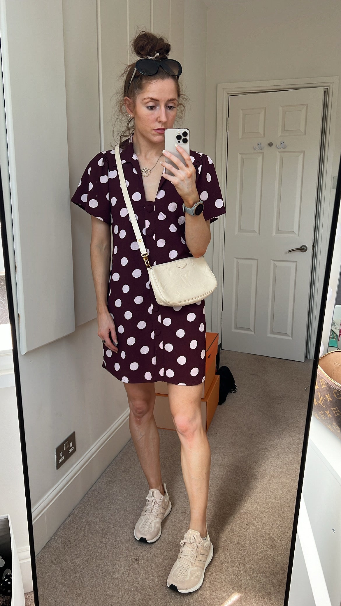 Louis Vuitton Multi Pochette Accessoires Creme Empreinte (2110)