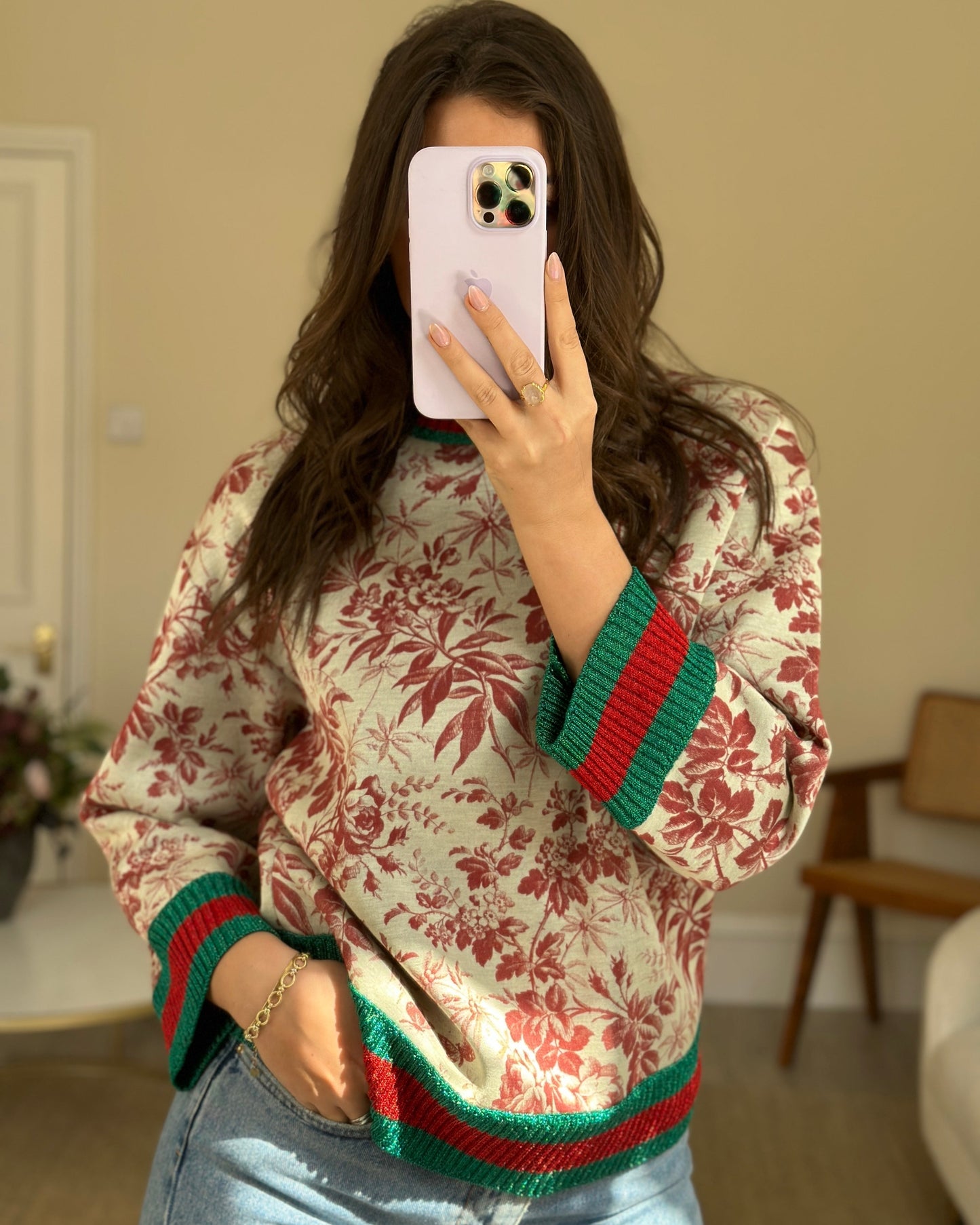 Luxury Gucci Red and Beige Floral Jumper with Metallic Red and Green Trim Size M (UK 10-12)