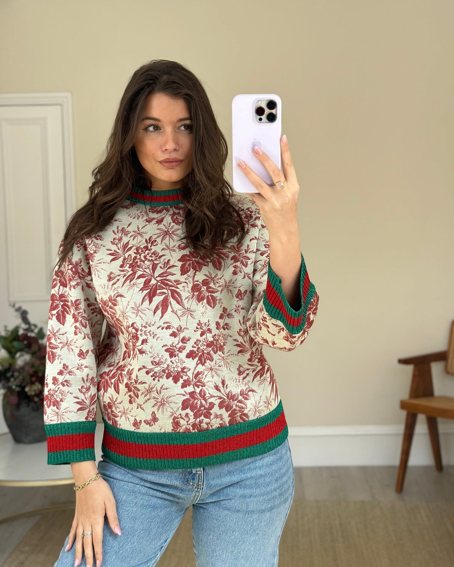 Luxury Gucci Red and Beige Floral Jumper with Metallic Red and Green Trim Size M (UK 10-12)