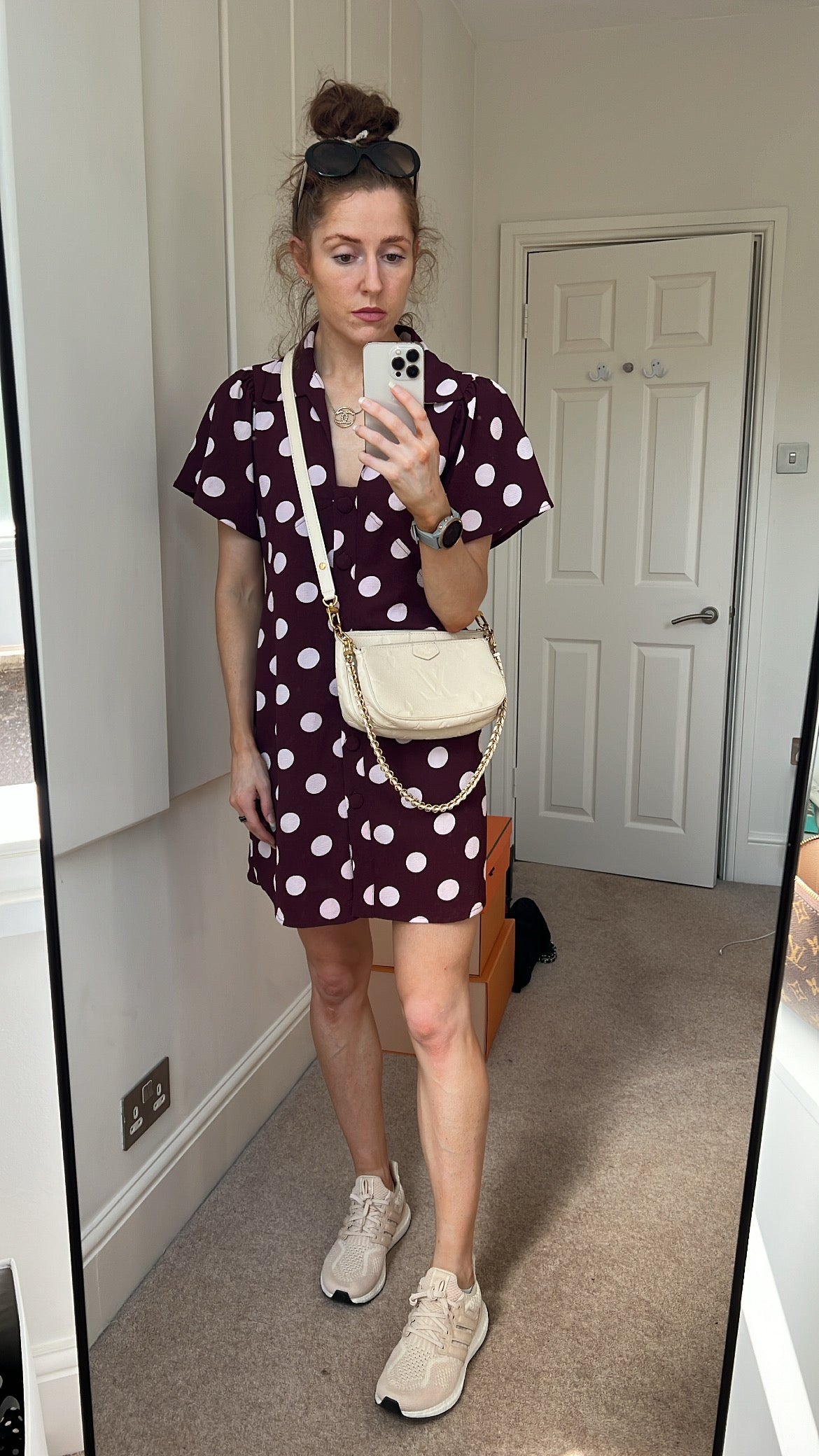 Louis Vuitton Multi Pochette Accessoires Creme Empreinte (2110)