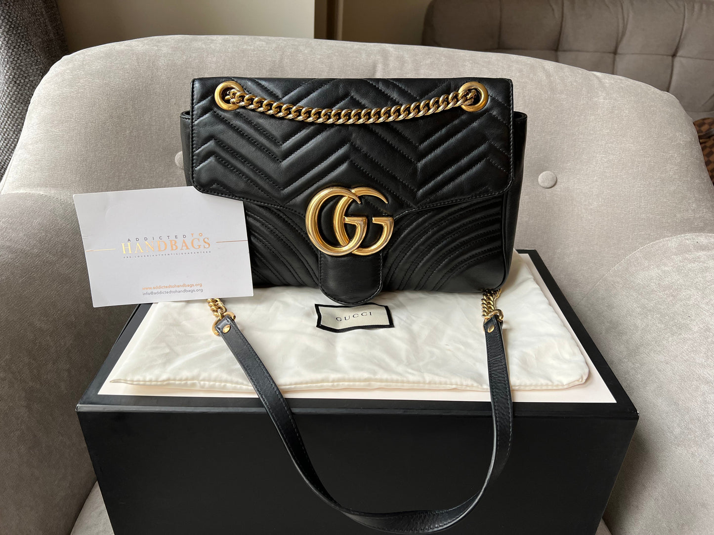 Luxury Gucci GG Black Marmont Medium Shoulder Bag ( 2,070)