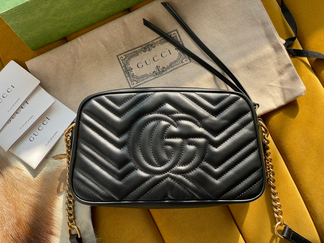 Luxury Gucci GG Marmont Small Matelasse Shoulder Bag