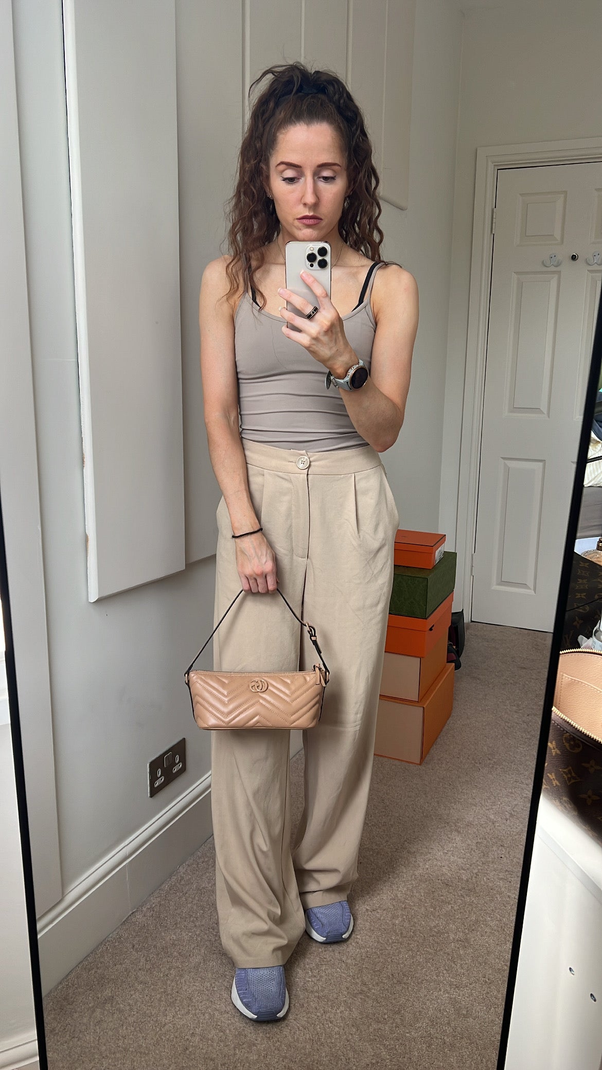Luxury Gucci GG Rose Beige Marmont Shoulder Bag