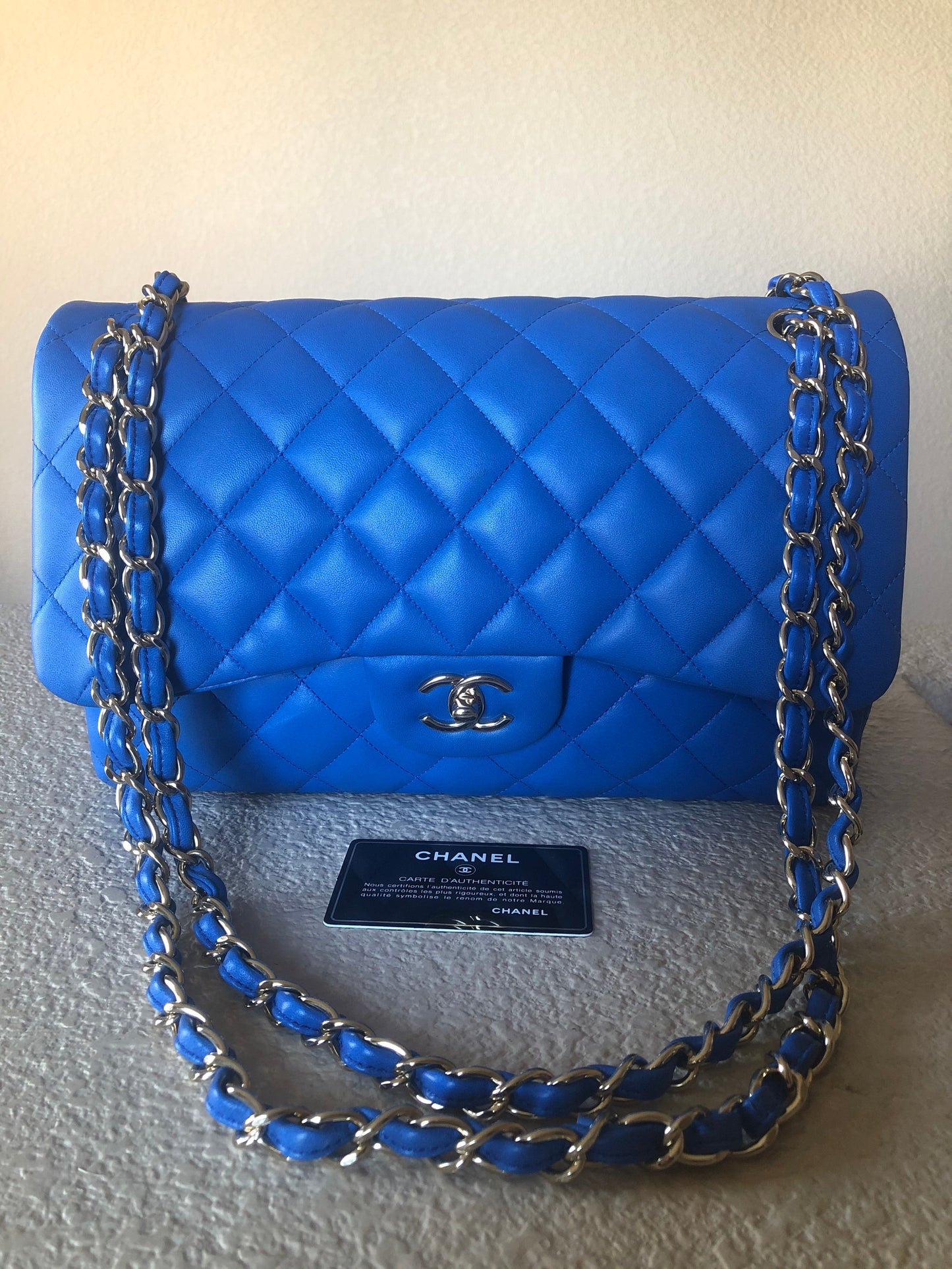 CHANEL JUMBO LAMBSKIN CLASSIC BAG