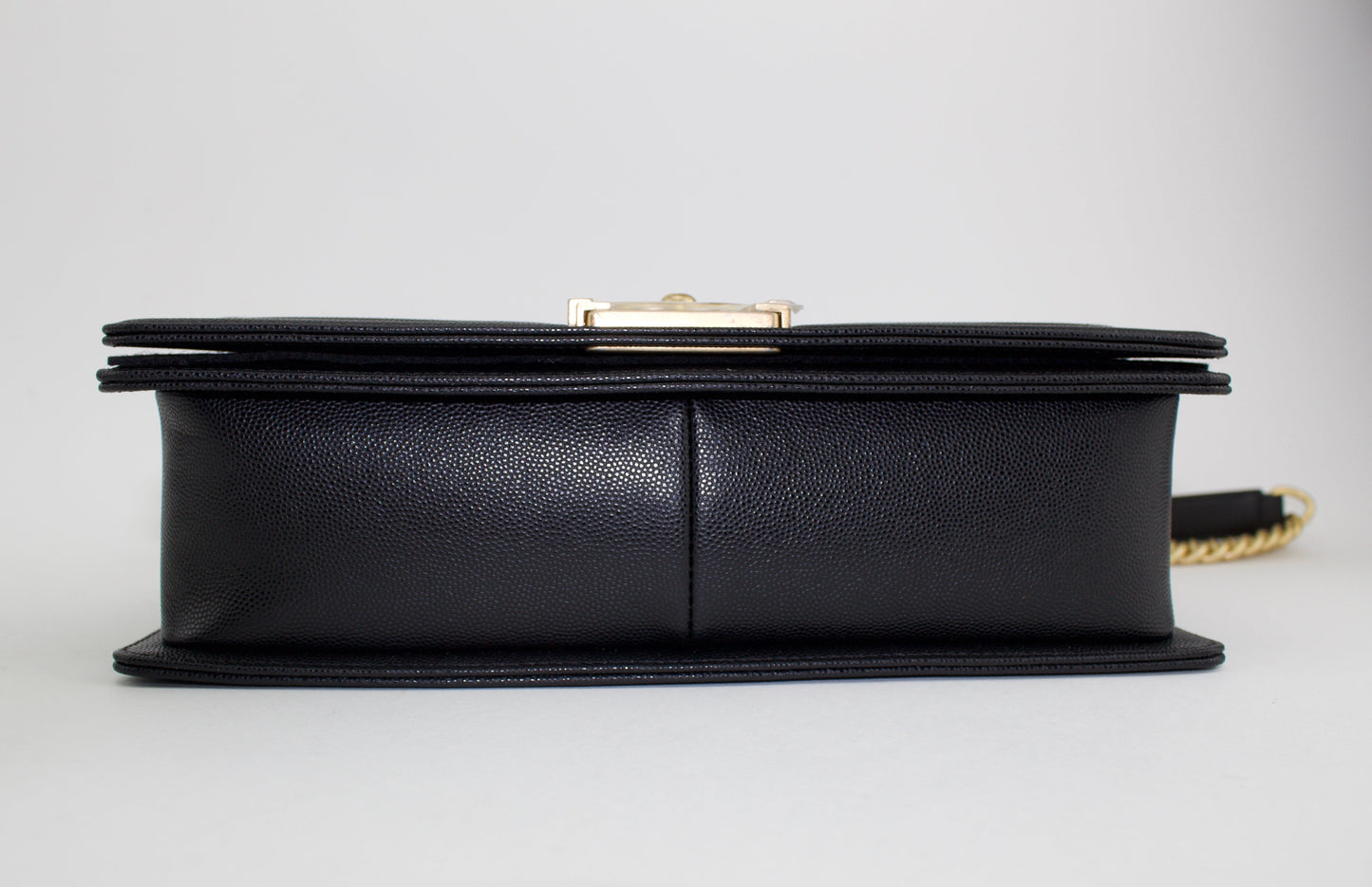 CHANEL NEW MEDIUM BOY BAG