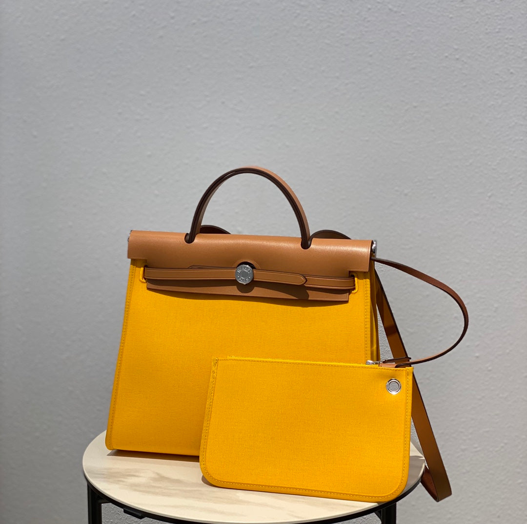 Luxury Hermes Herbag 31