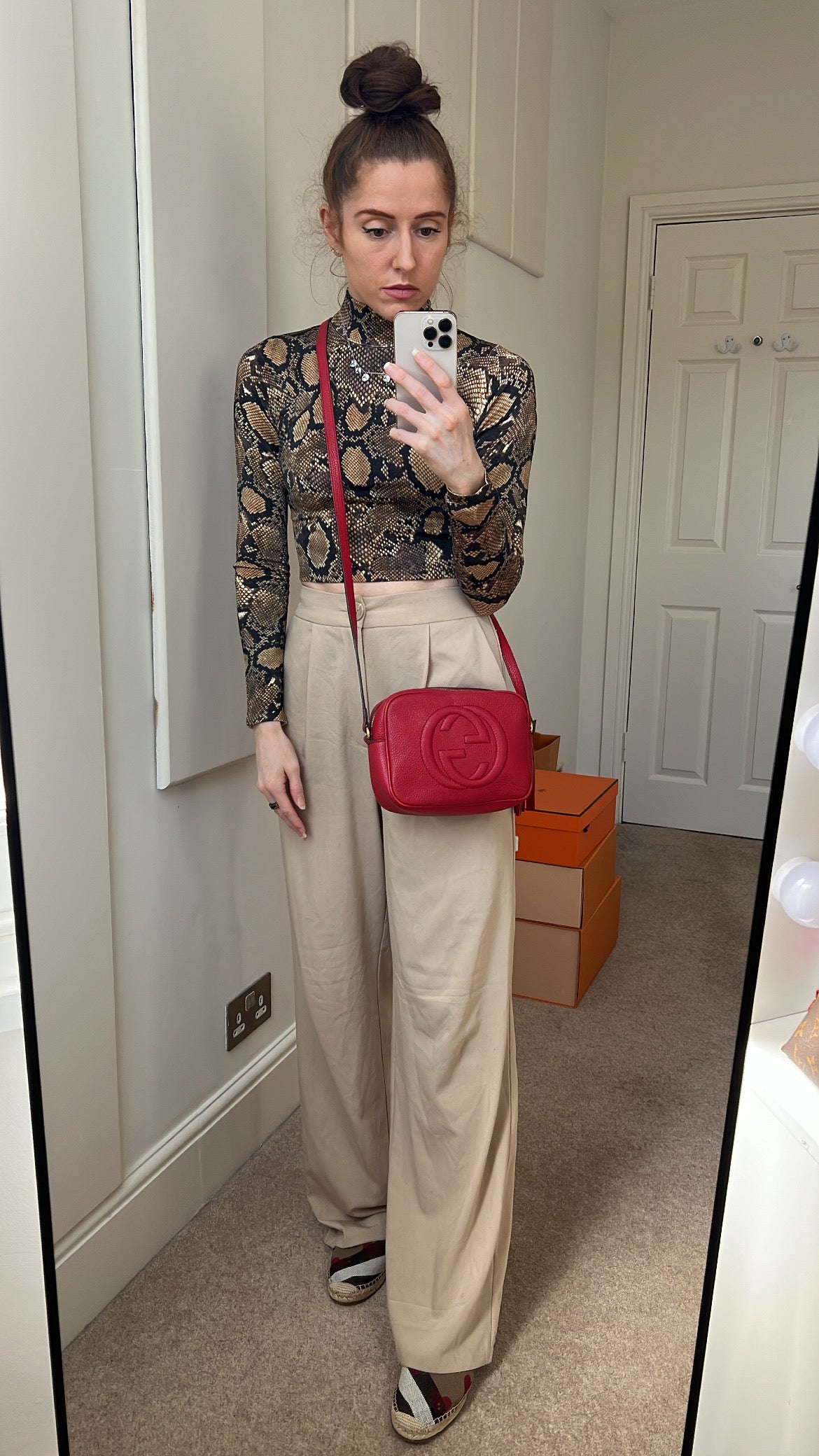 Luxury Gucci Red Soho Disco ( 1050)