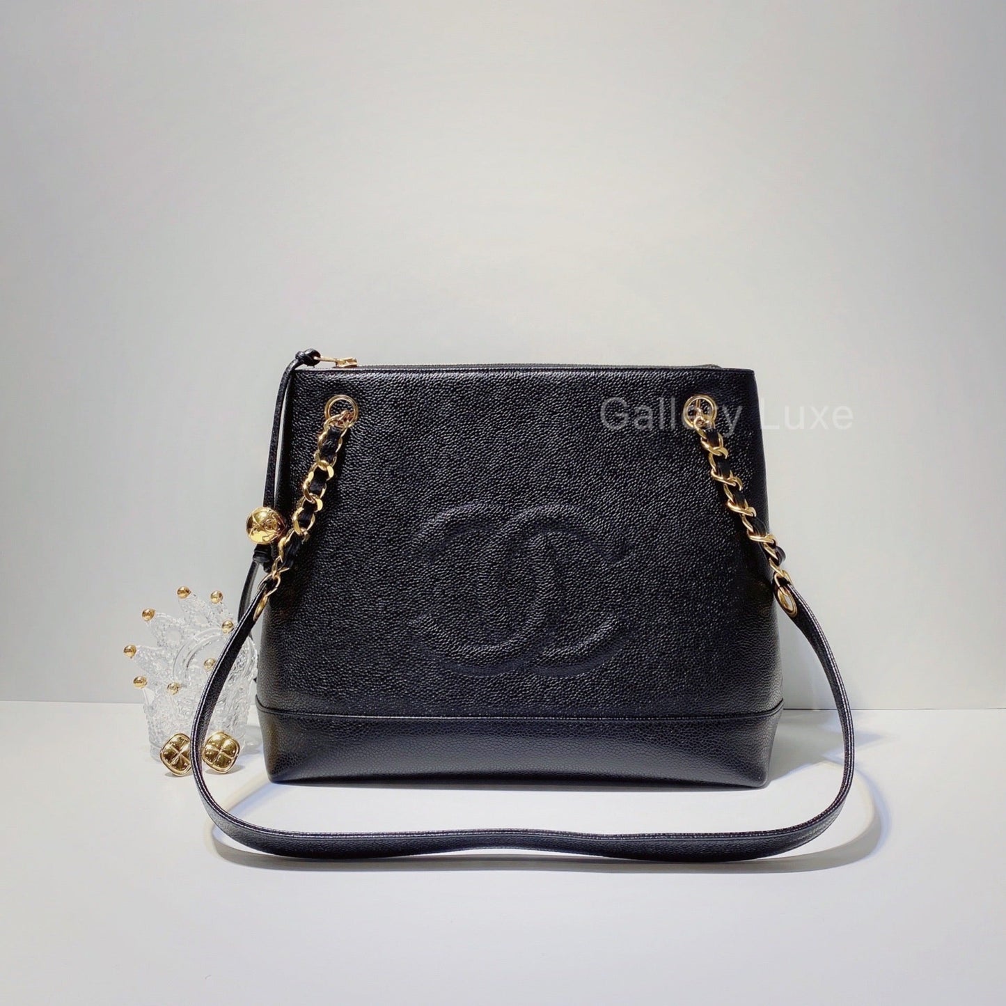 No.2645-Chanel Vintage Caviar Tote Bag
