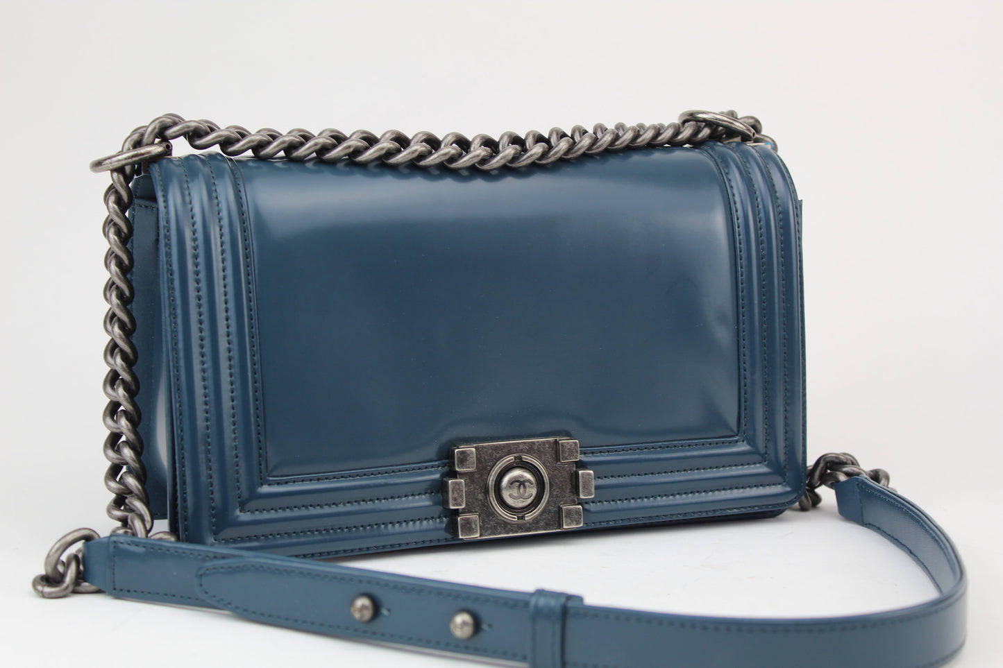 Chanel Medium boy bag
