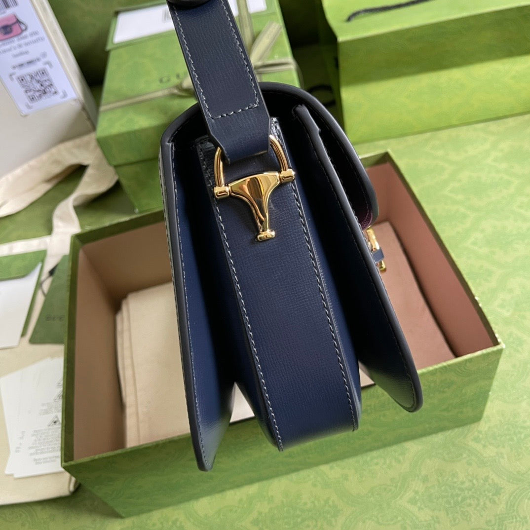 Luxury Gucci Horsebit 1955 Small Shoulder Bag