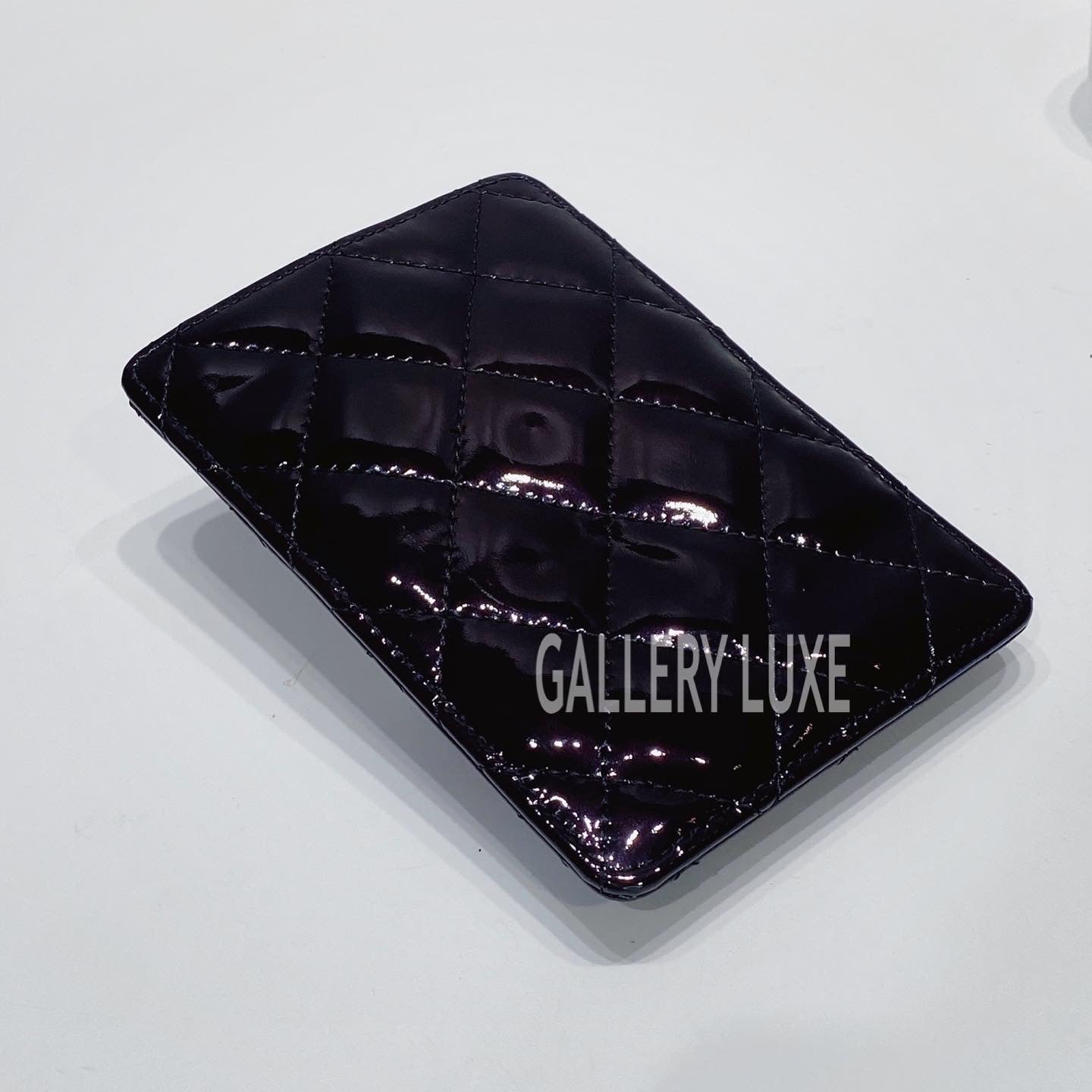 No.3360-Chanel Patent Brilliant Card Holder