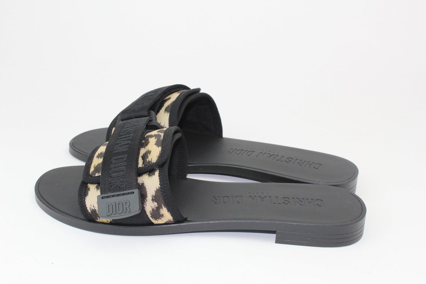 Dior (R)evolution Slides Leopard