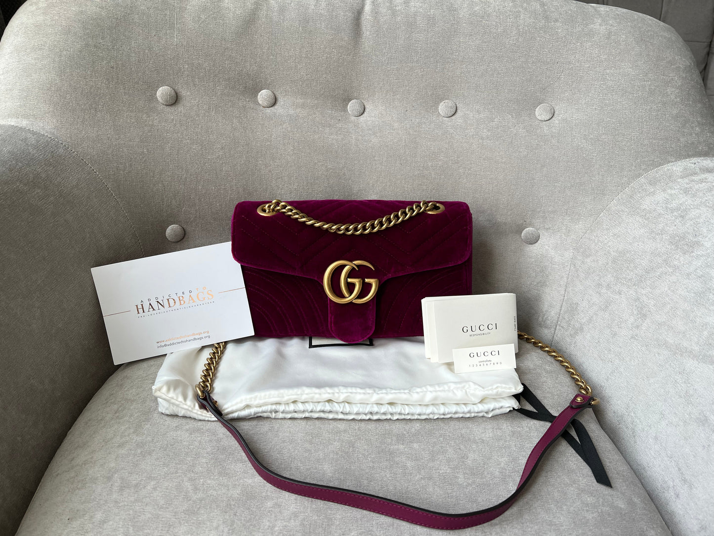 Luxury Gucci GG Fuschia Velvet tMarmont Small Shoulder Bag ( 1490)