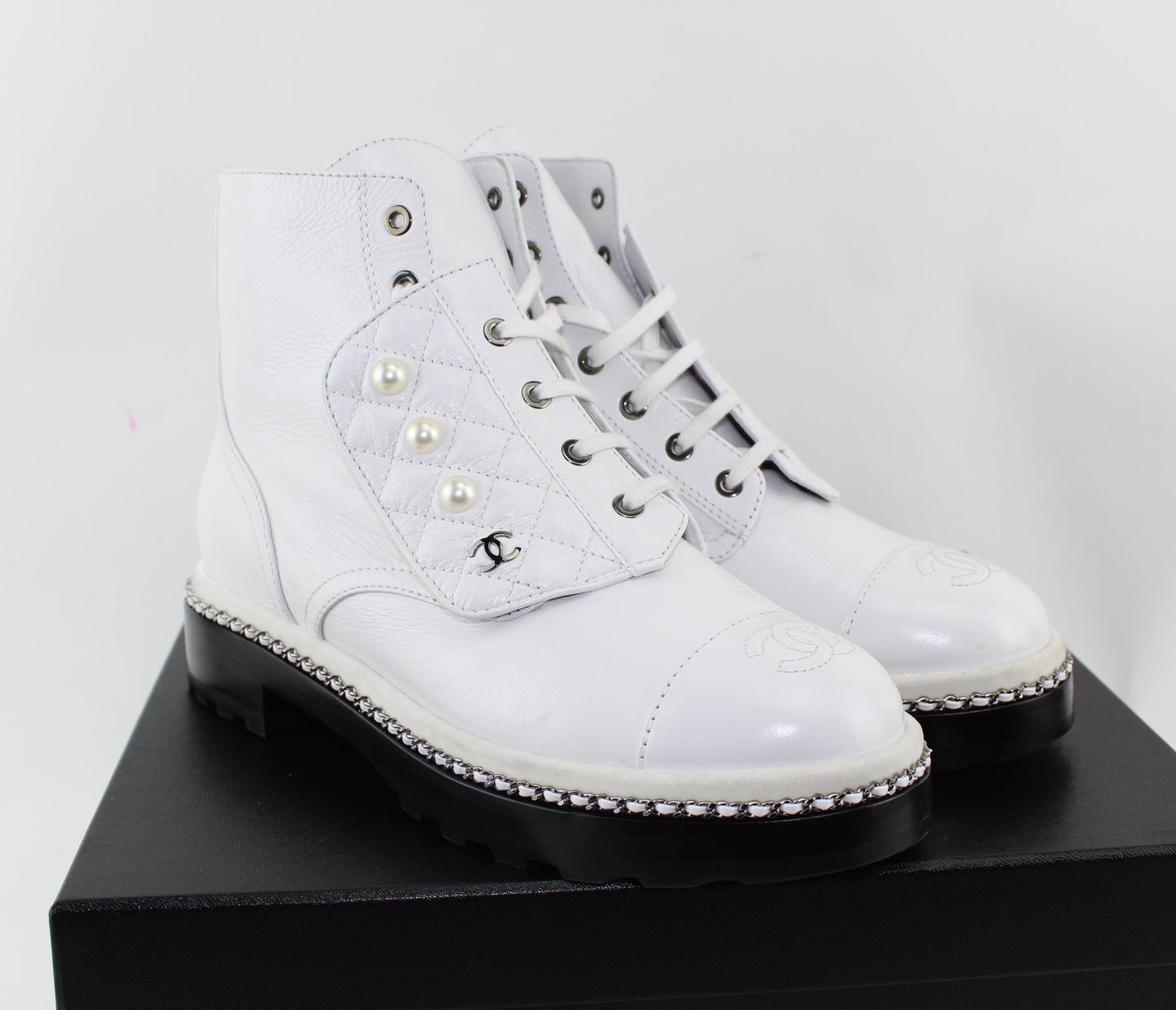 CHANEL CRACKLED CALFSKIN PEARL CHAIN CC BOOTS SIZE 40