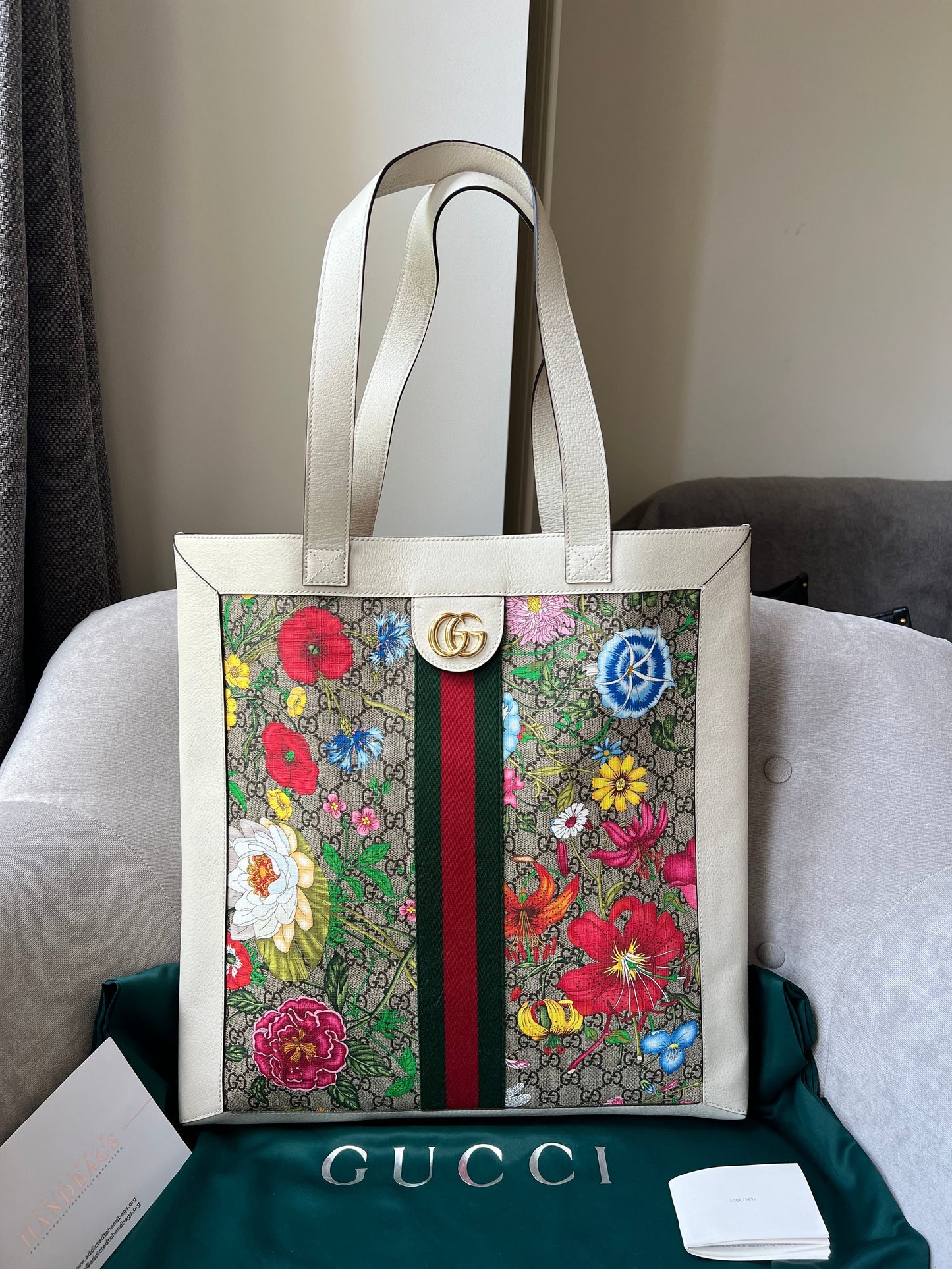 Luxury Gucci White Monogram Canvas Flora Large Ophidia Shopping Tote