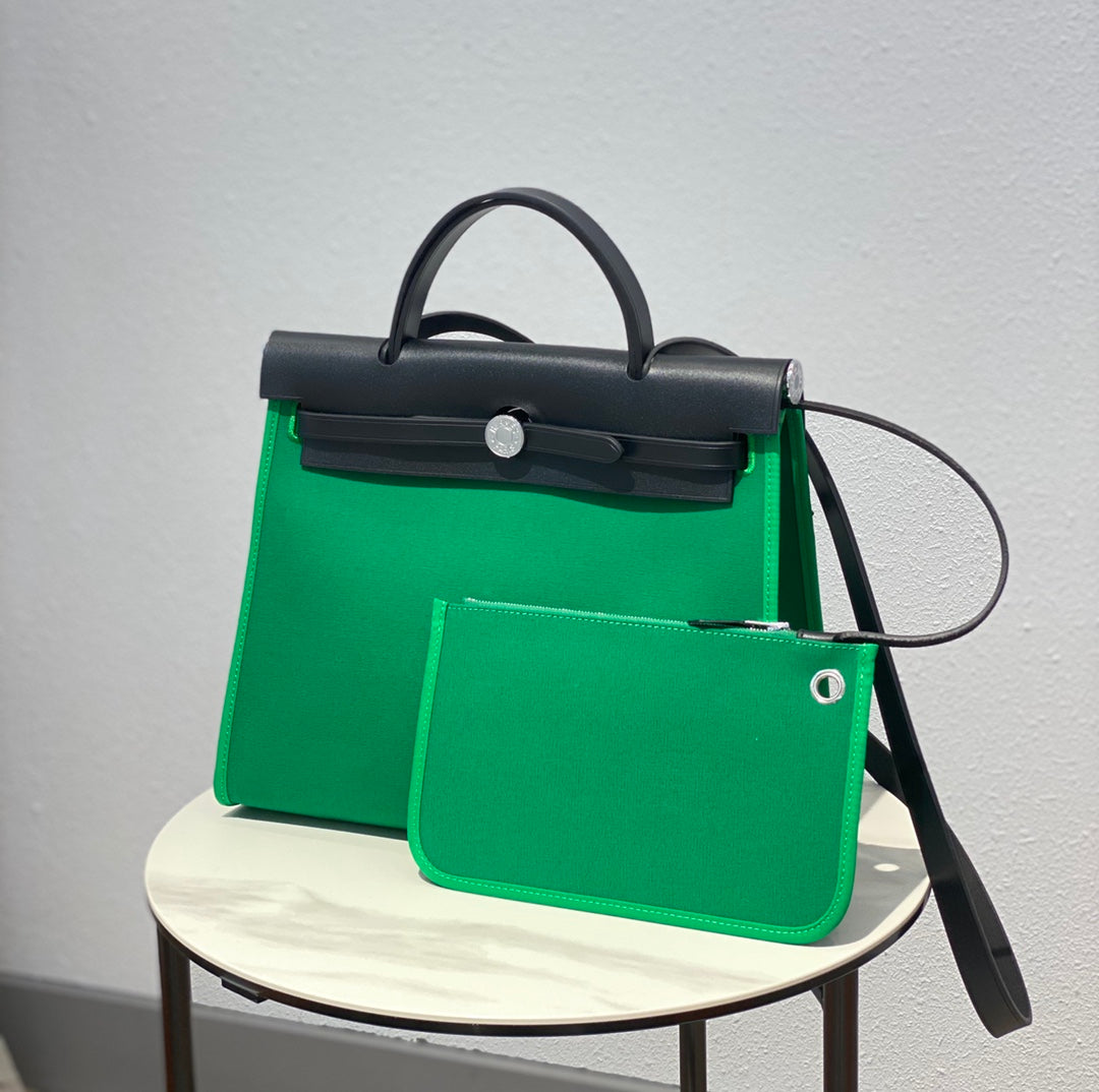 Luxury Hermes Herbag 31