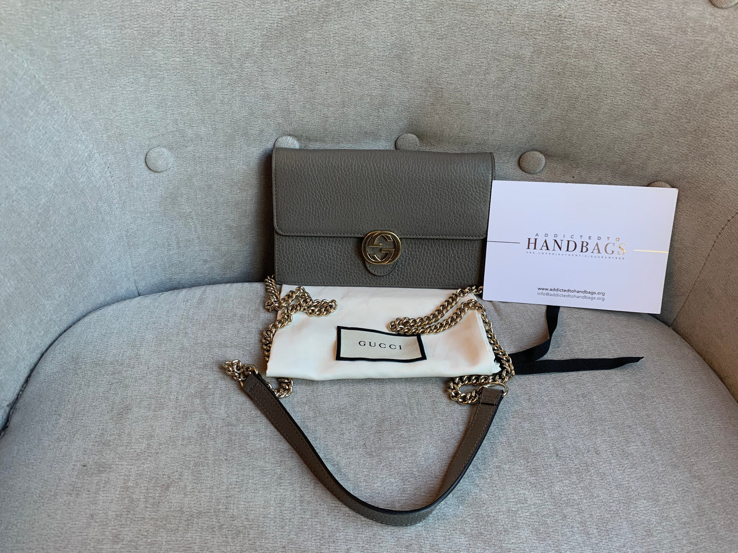 Luxury Gucci Dollar Grey Interlocking Chain Wallet