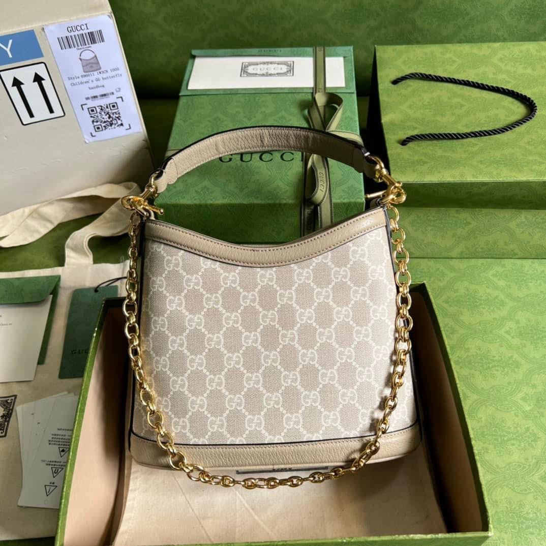Luxury Gucci Large Shoulder Bag With interlocking G