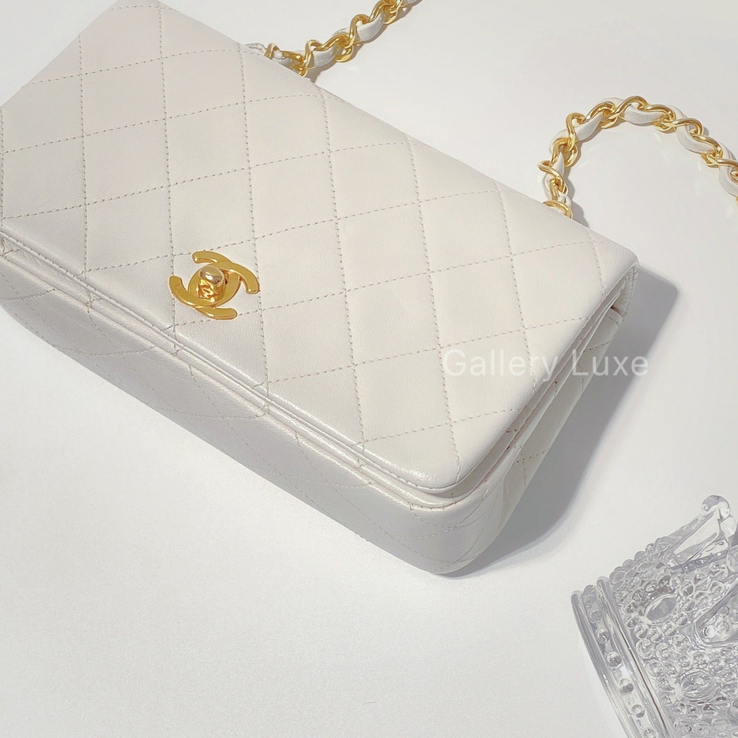 No.2418-Chanel Vintage Lambskin Mini Flap Bag
