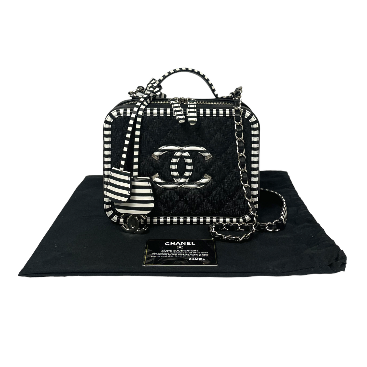 Luxury Chanel Filigree Vanity Case Small Black Caviar Silver