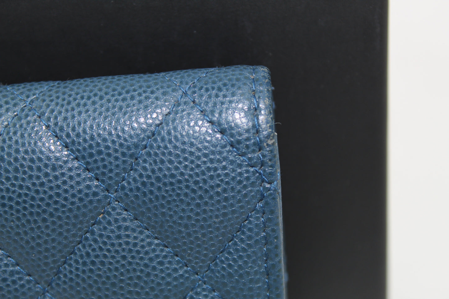 CHANEL CAVIAR CARD HOLDER