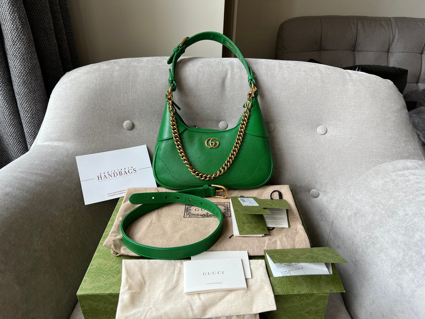 Luxury Gucci Green Small Aphrodite Shoulder Bag