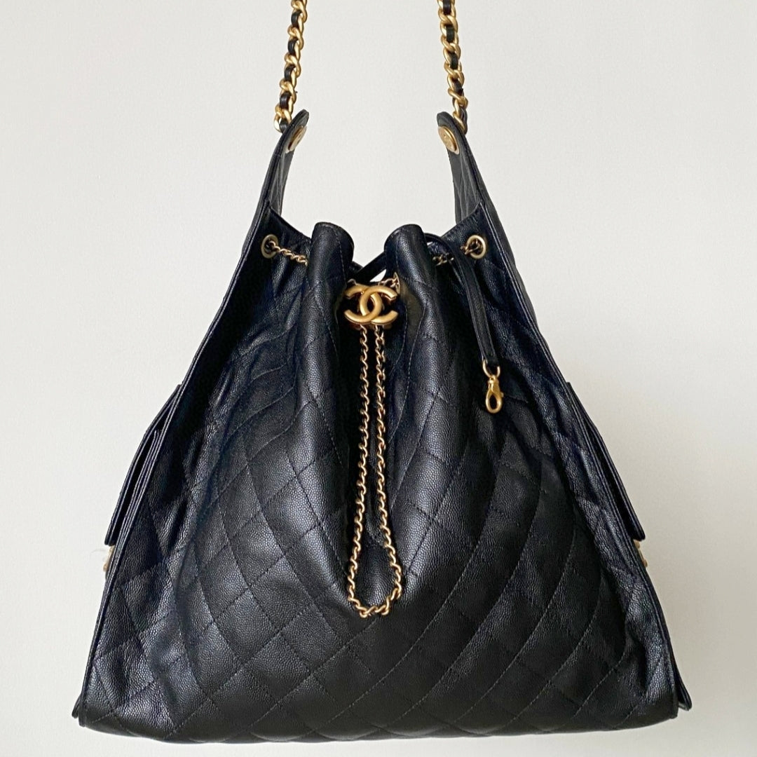 Luxury Chanel 25C Hobo Bag 42cm Black Grained Calfskin