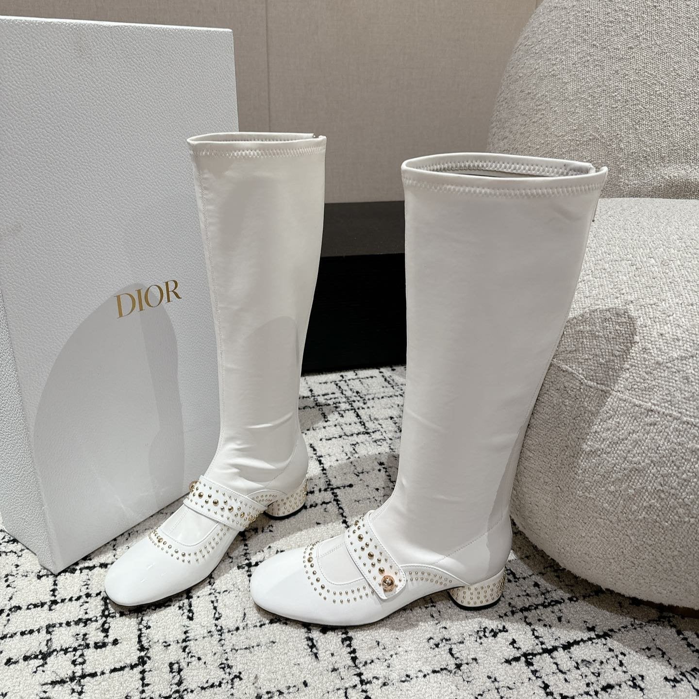 Luxury DiorBelle-D Heeled Boot White Lambskin