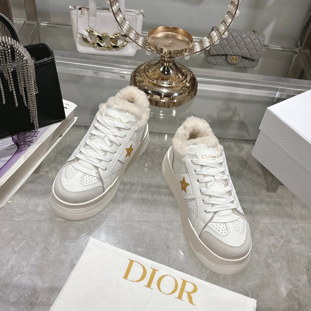 Luxury Dior Luxury DiorStar Platform Sneaker In White Cowhide 996422