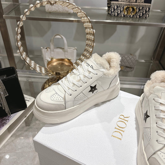 Luxury Dior Luxury DiorStar Platform Sneaker In White Cowhide 996424